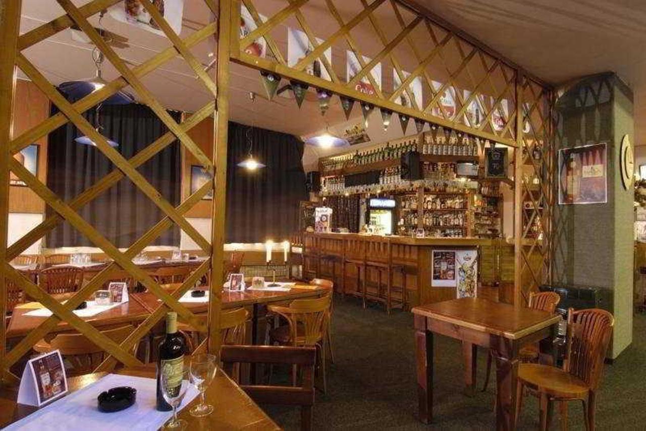 Hostel Junior Prague Luaran gambar